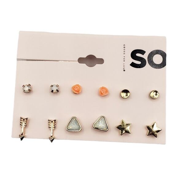 5/15 NWT SO set of 6 earrings - Picture 3 of 3